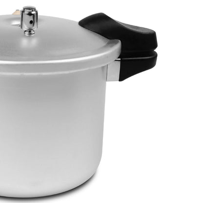 CHEF Best Quality Aluminum Pressure Cooker 1205 Short Handle - 11 Liter