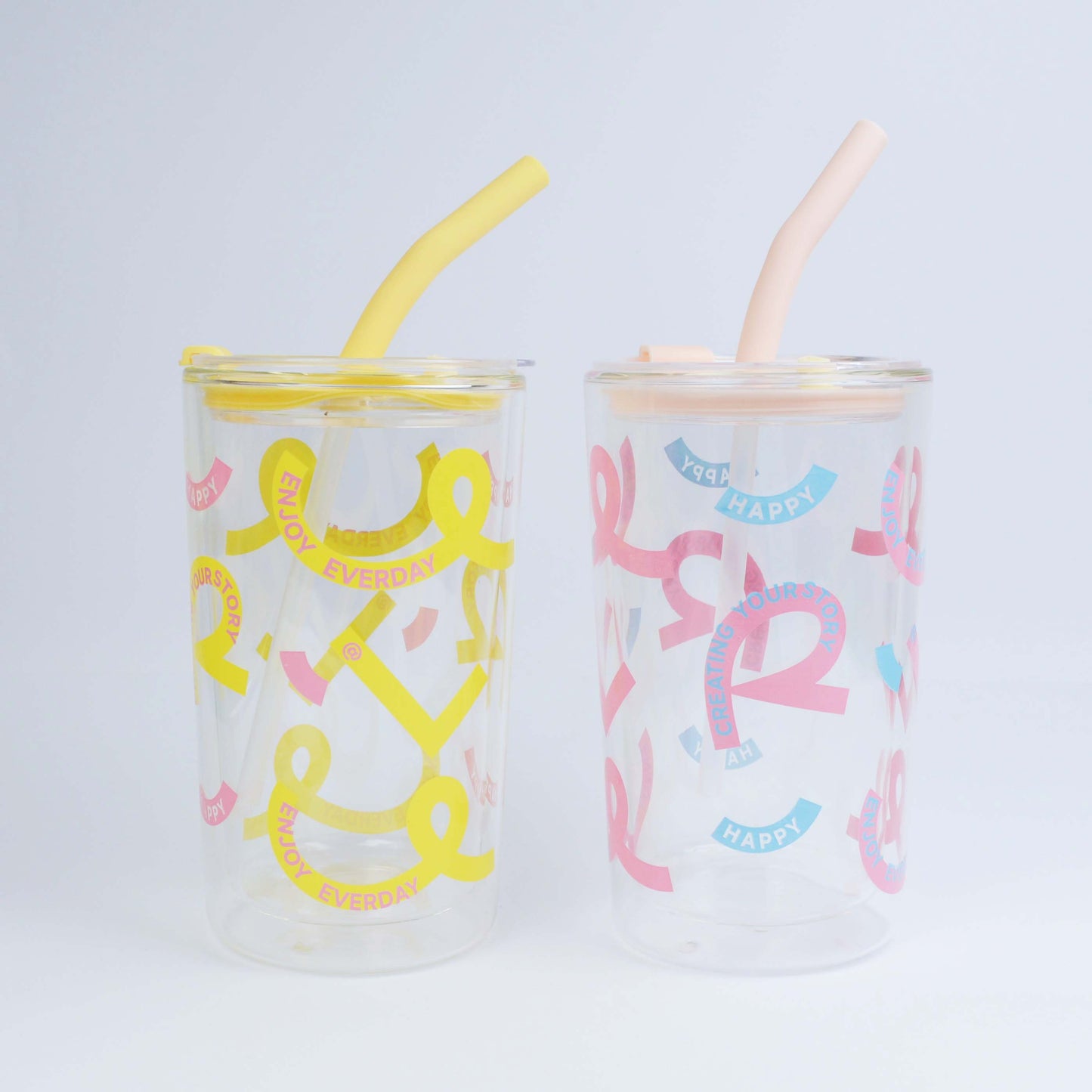 2025 New Cute 730ml Mirror Glass Cup with Straw Office Household Minimalist English Glass Water Bottle