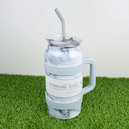 Double wall stainless steel bottle Vacuum insulated with stainless steel liner 50 oz 1.4L