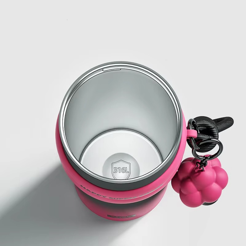 Newest Trend 710ml Stainless Steel Insulated Vacuum Cup Portable Car Coffee Tumbler Mug Cup With Straw