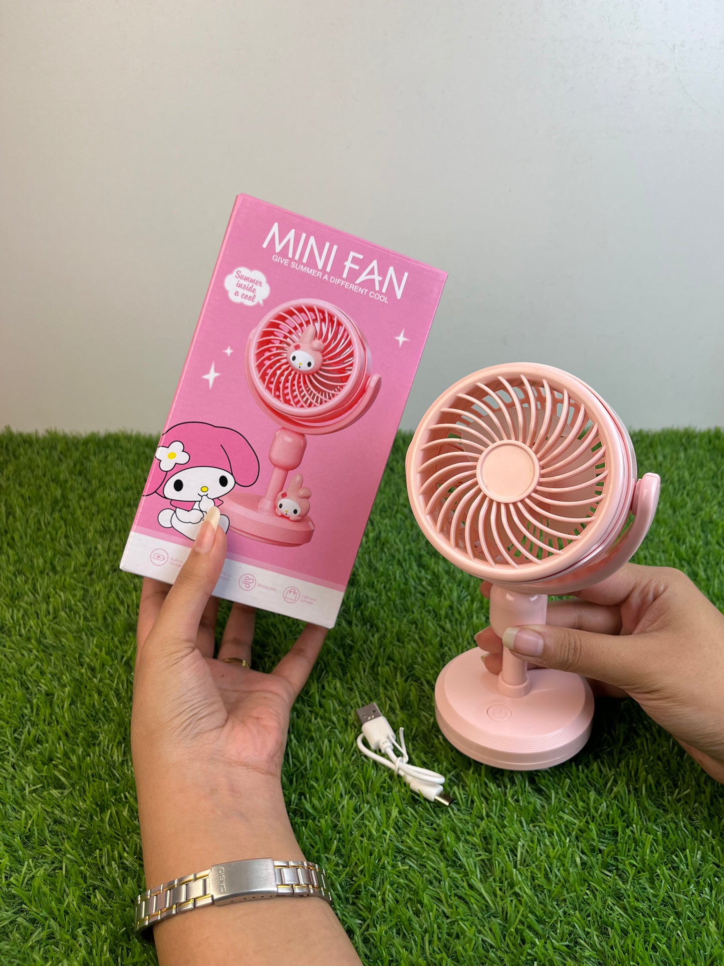 Sanrioed Mini Fan Cartoon Cute Kulomi Melodi 3 Speed USB Charging Handheld Electric Desktop Fan for Summer