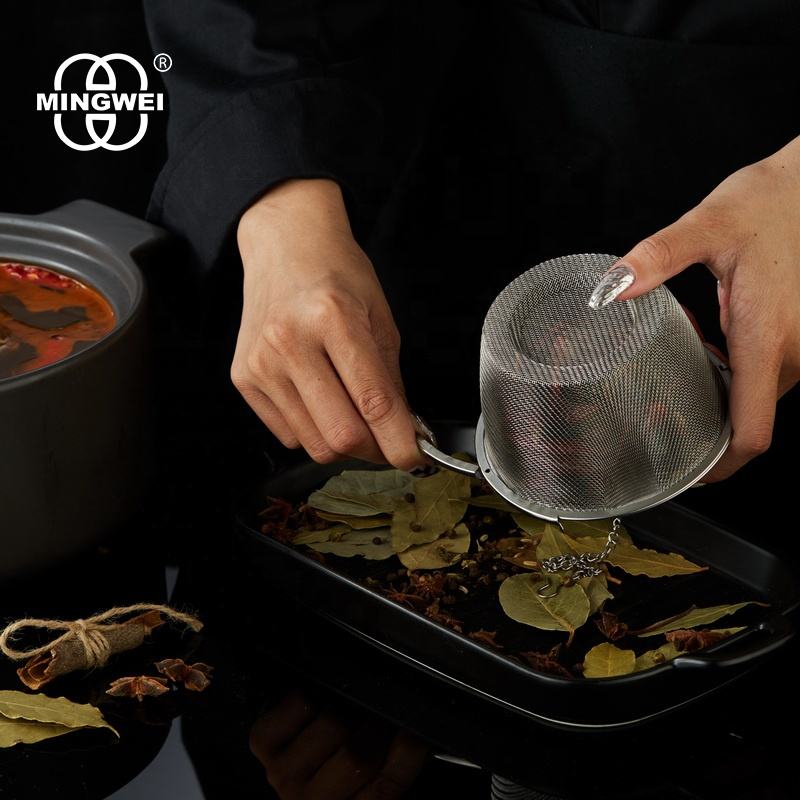 Stainless Steel Tea Strainer Extra Fine Mesh Spice Tea Filter with Extended Chain Hook for Loose Leaf